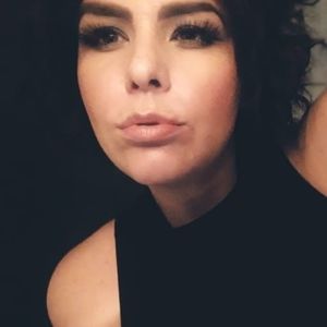 Meet your Posher, Toni